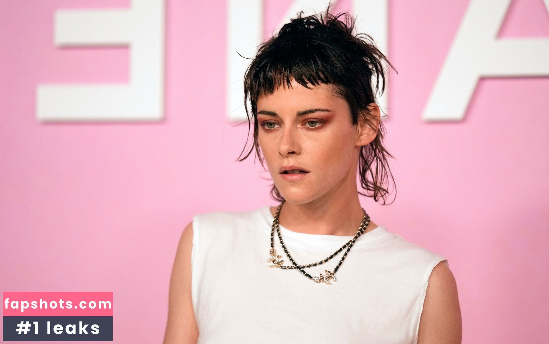 Kristen Stewart Nude Leaks OnlyFans Photos #540 - LeakJerk