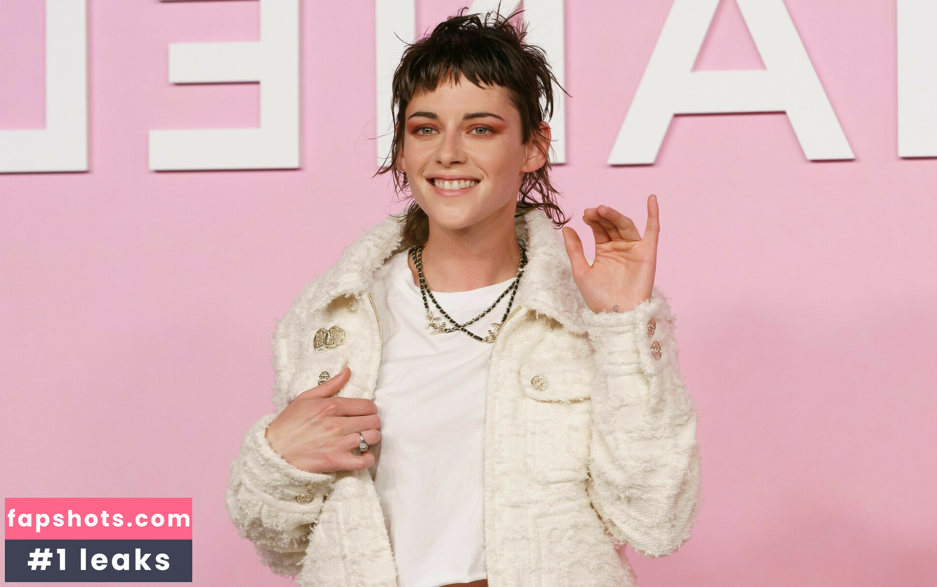 Kristen Stewart Nude Leaks OnlyFans Photos #547 - LeakJerk