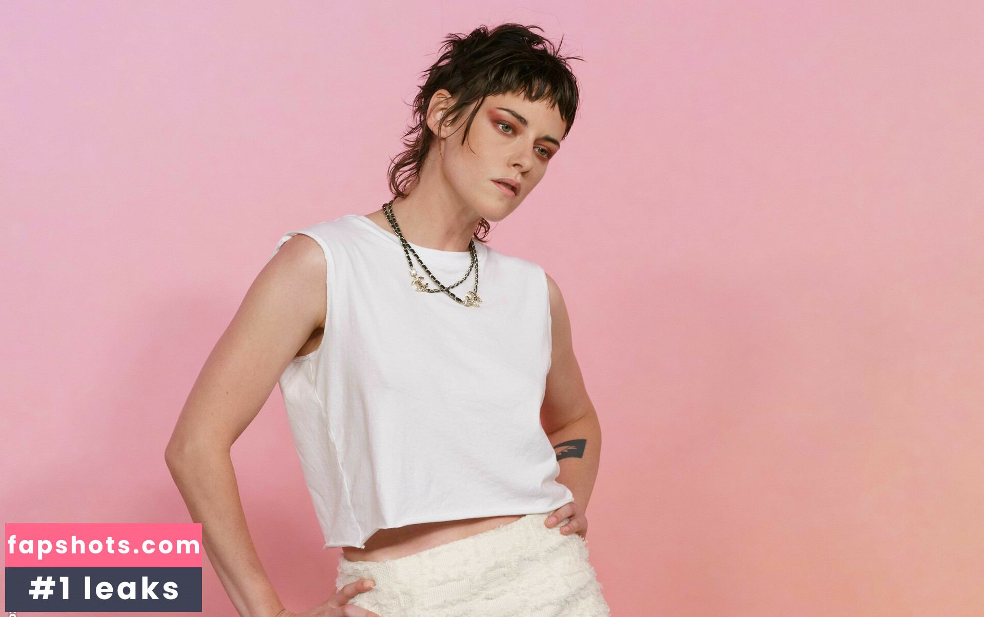 Kristen Stewart Nude Leaks OnlyFans Photos #550 - LeakJerk