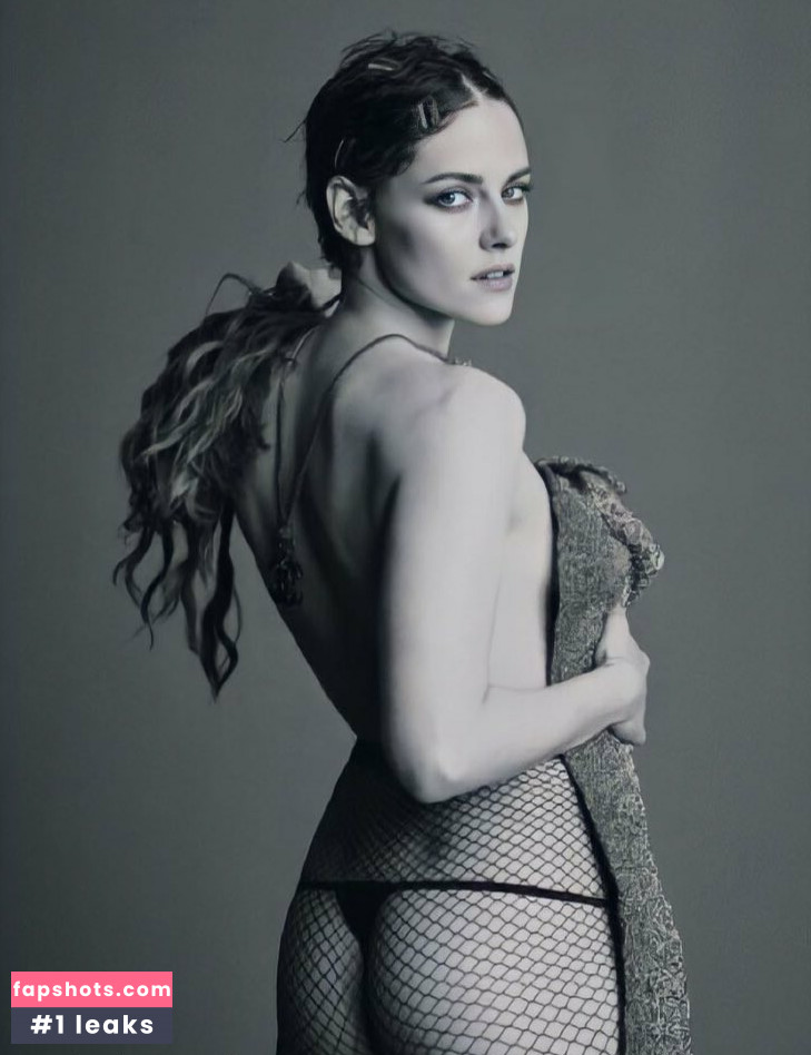 Kristen Stewart Nude Leaks OnlyFans Photos #562 - LeakJerk