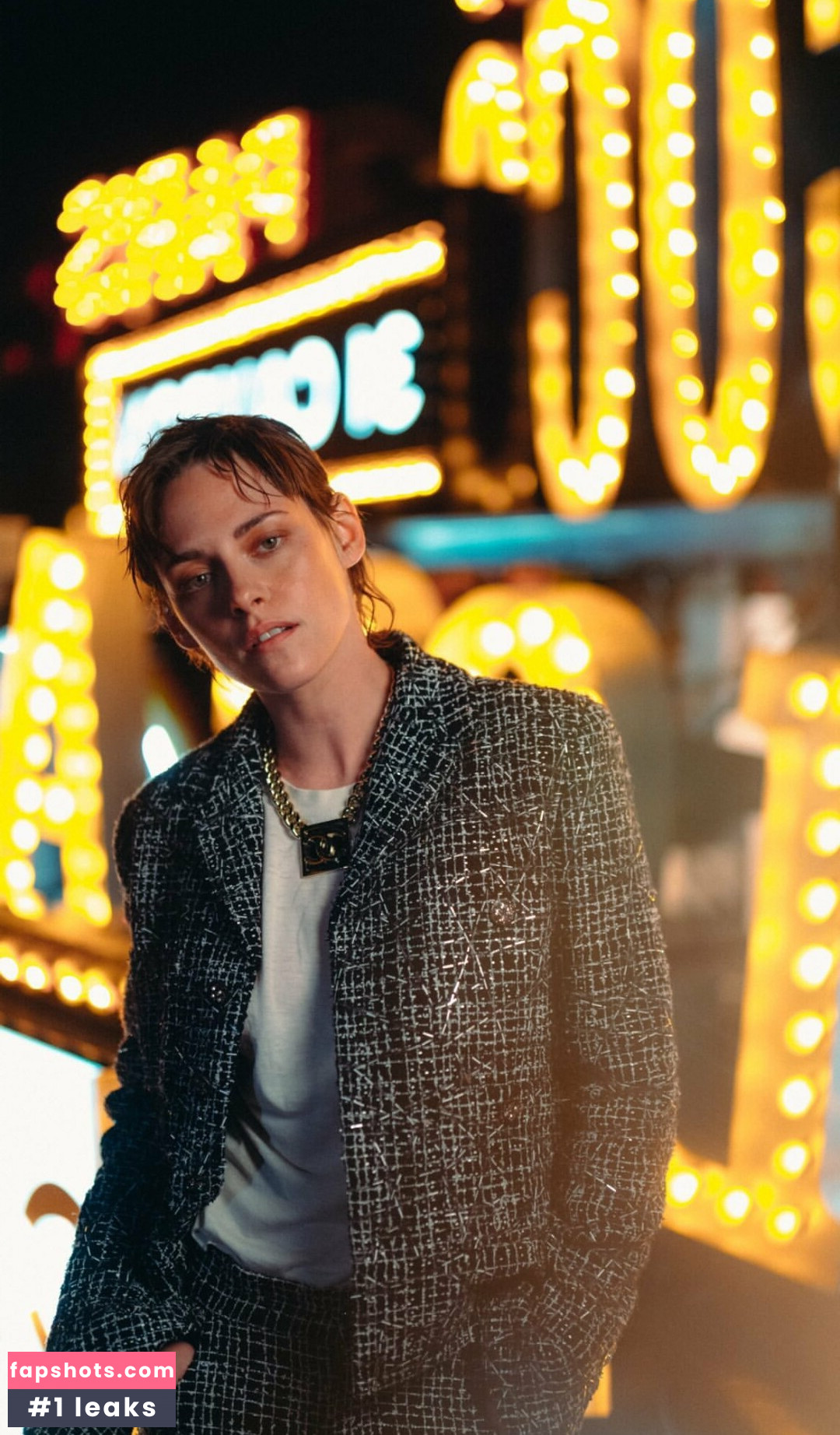 Kristen Stewart Nude Leaks OnlyFans Photos #573 - LeakJerk