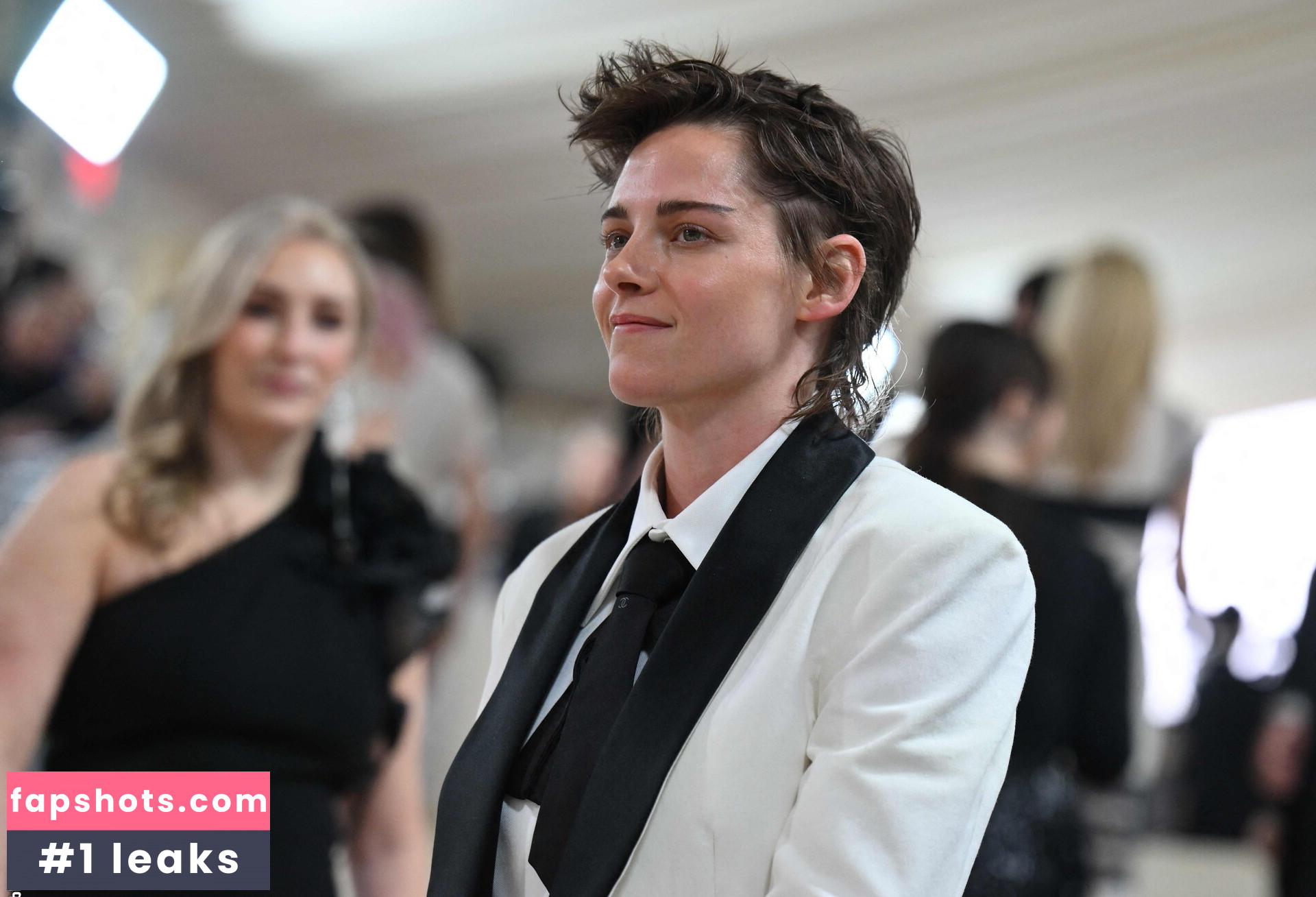 Kristen Stewart Nude Leaks OnlyFans Photos #576 - LeakJerk