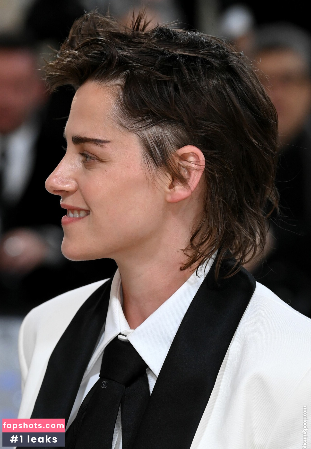 Kristen Stewart Nude Leaks OnlyFans Photos #584 - LeakJerk