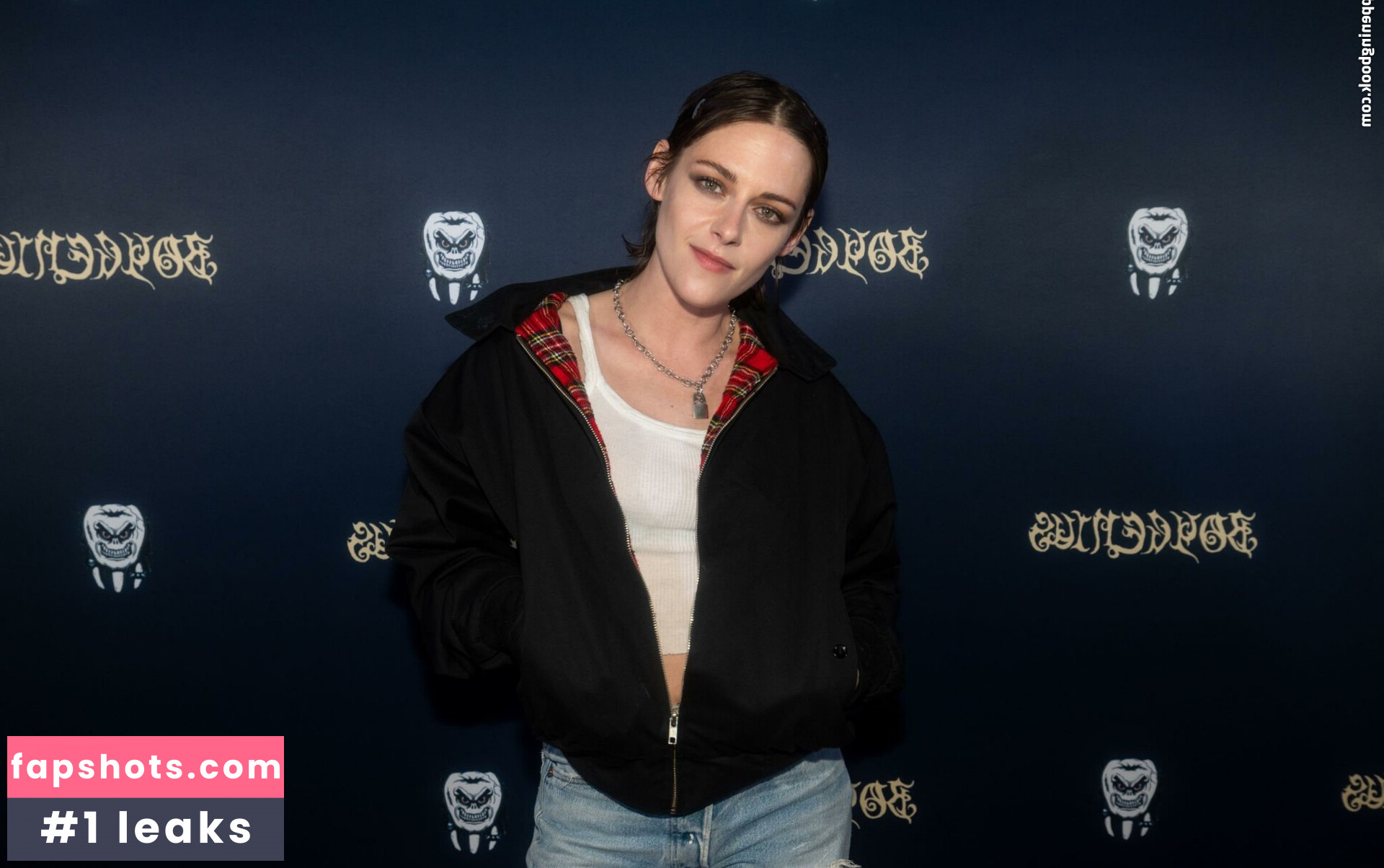 Kristen Stewart Nude Leaks OnlyFans Photos #590 - LeakJerk