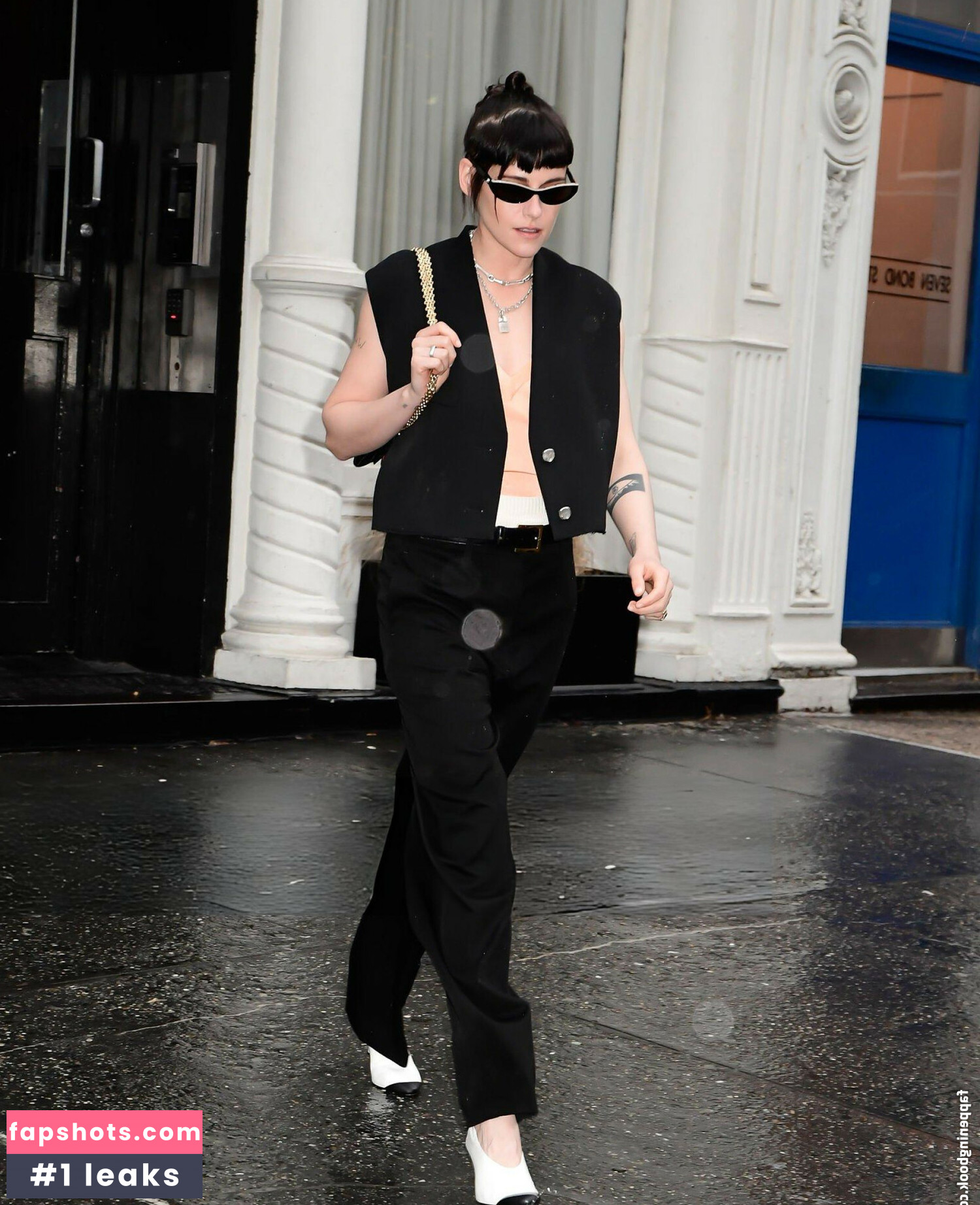 Kristen Stewart gallery photo #7