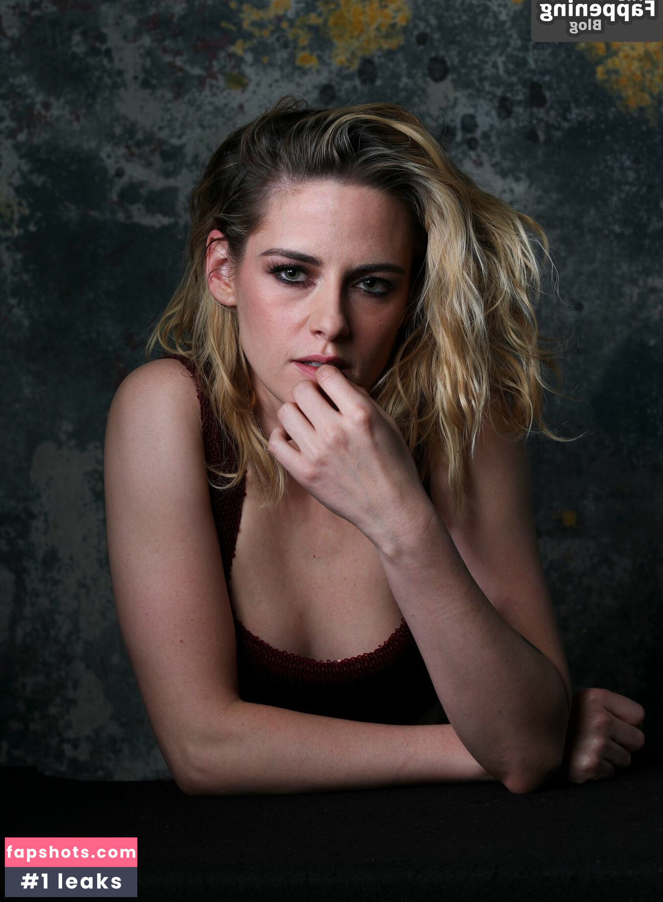 Kristen Stewart Nude Leaks OnlyFans Photos #602 - LeakJerk