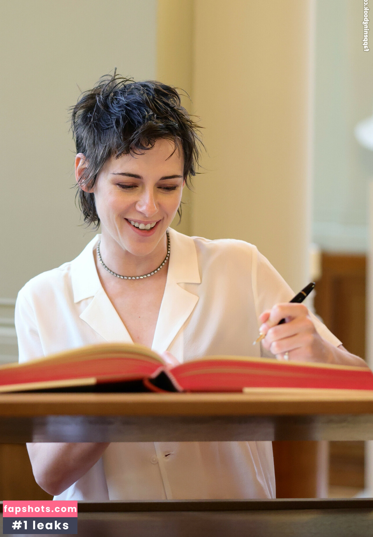 Kristen Stewart Nude Leaks OnlyFans Photos #637 - LeakJerk