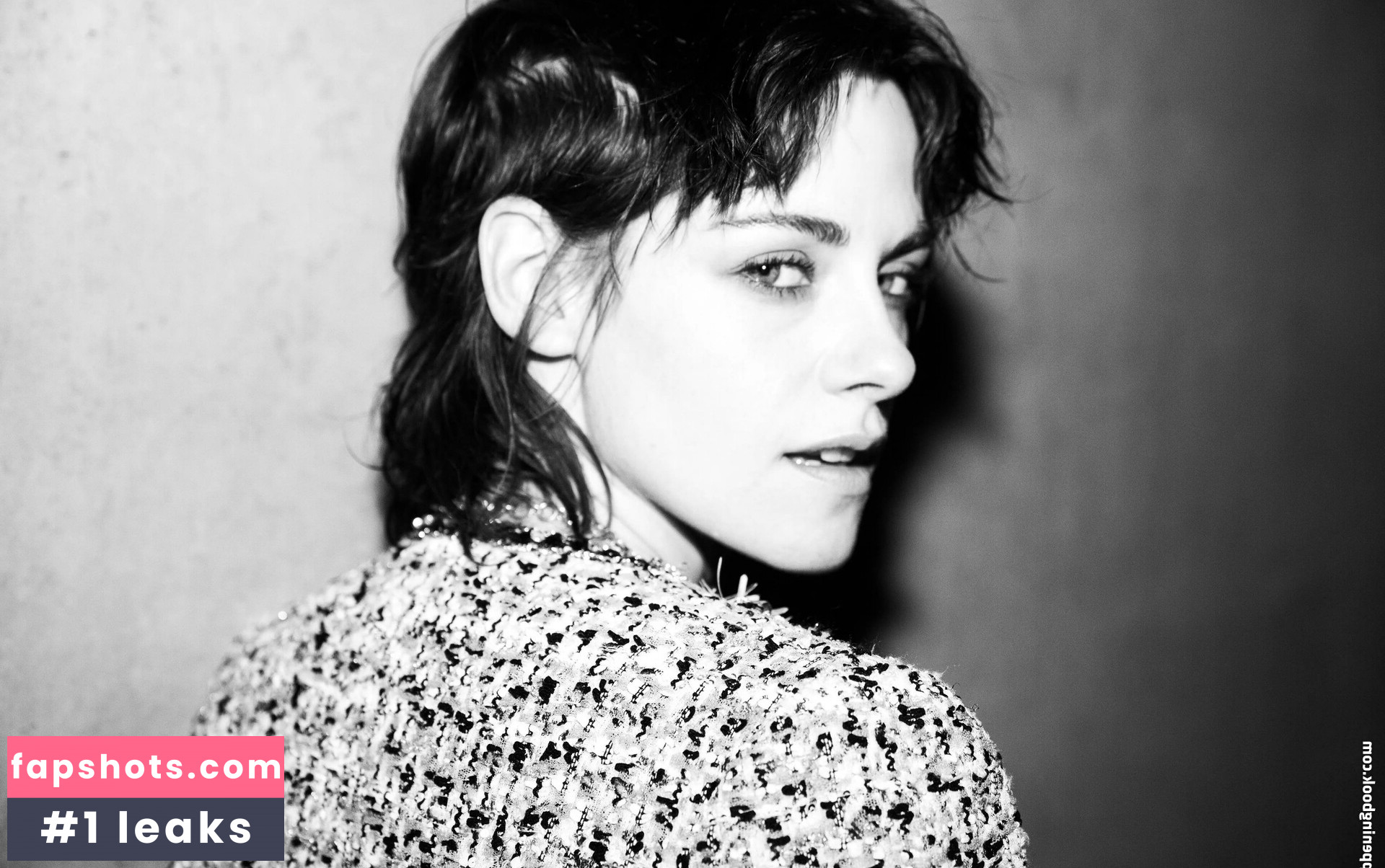 Kristen Stewart Nude Leaks OnlyFans Photos #642 - LeakJerk