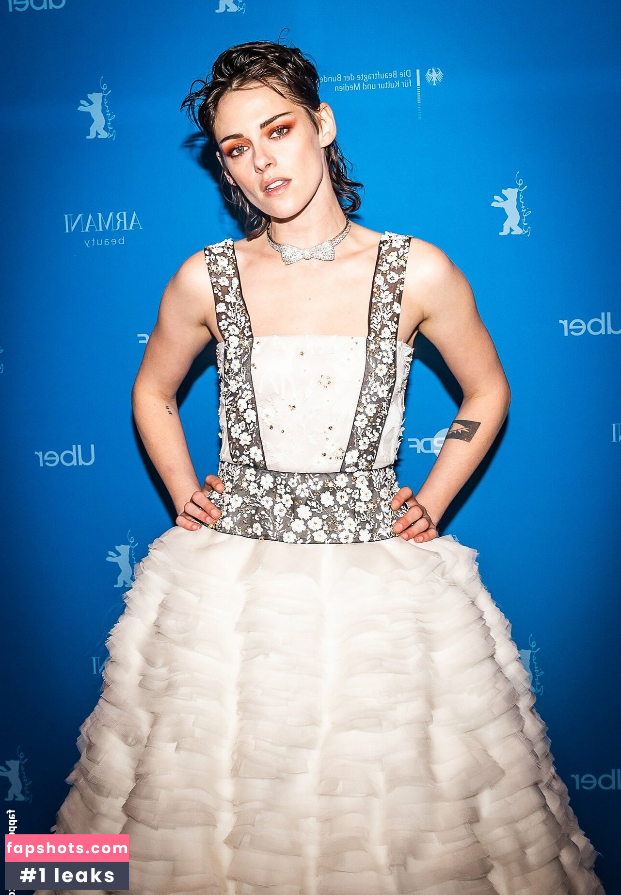 Kristen Stewart Nude Leaks OnlyFans Photos #644 - LeakJerk