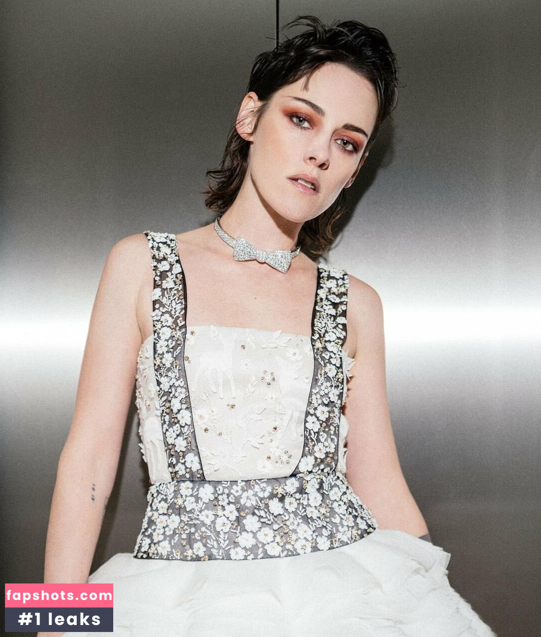 Kristen Stewart Nude Leaks OnlyFans Photos #647 - LeakJerk