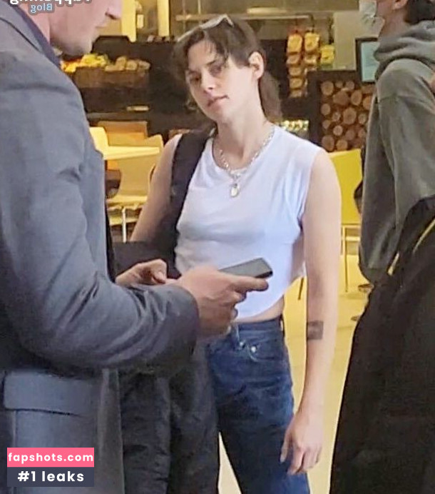 Kristen Stewart Nude Leaks OnlyFans Photos #658 - LeakJerk