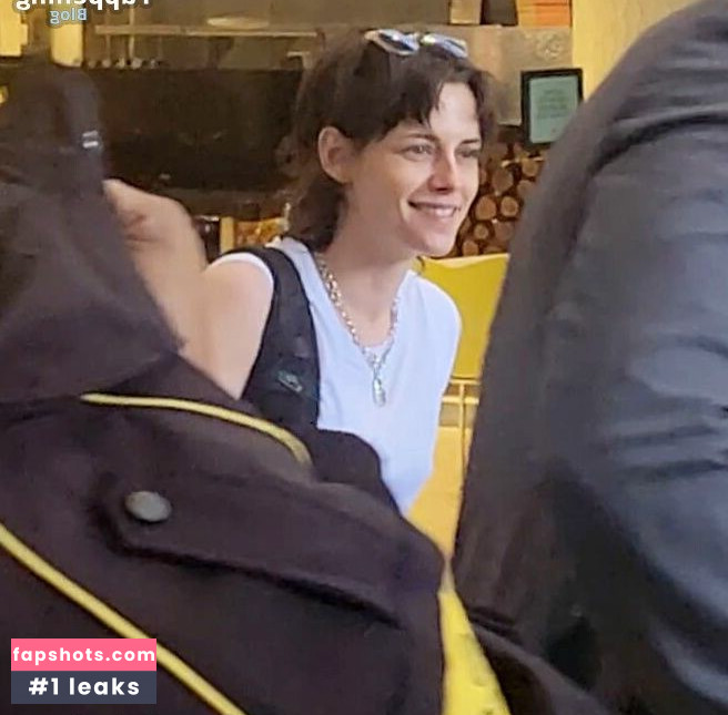 Kristen Stewart Nude Leaks OnlyFans Photos #660 - LeakJerk