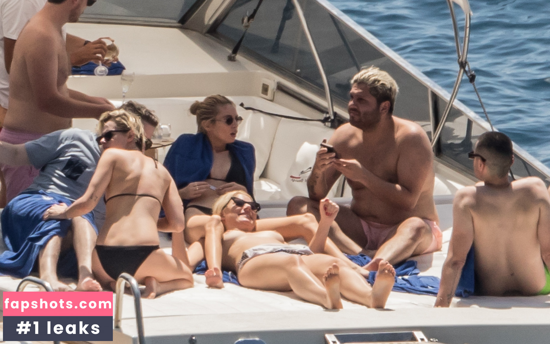 Kristen Stewart Nude Leaks OnlyFans Photos #699 - LeakJerk