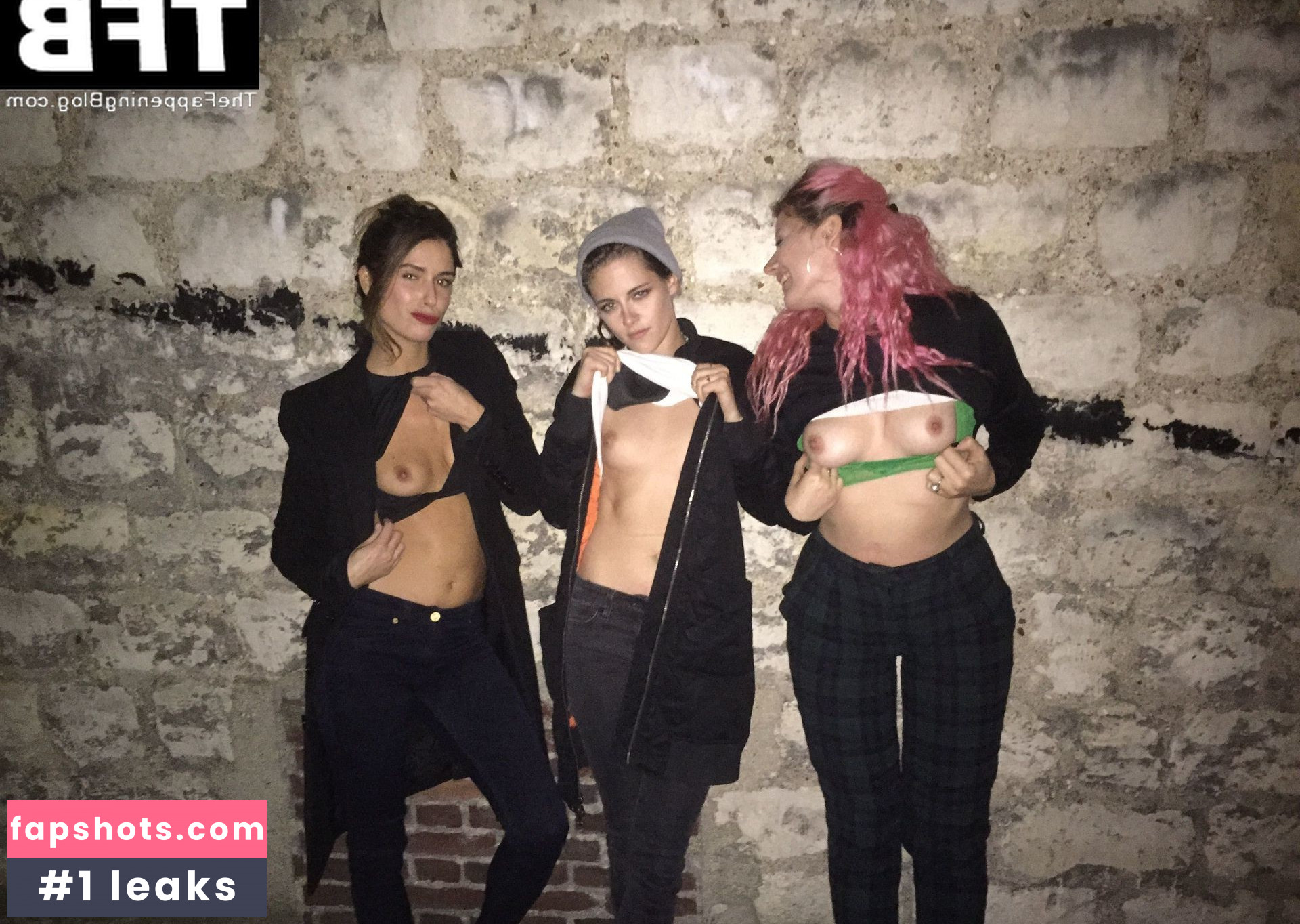 Kristen Stewart Nude Leaks OnlyFans Photos #773 - LeakJerk