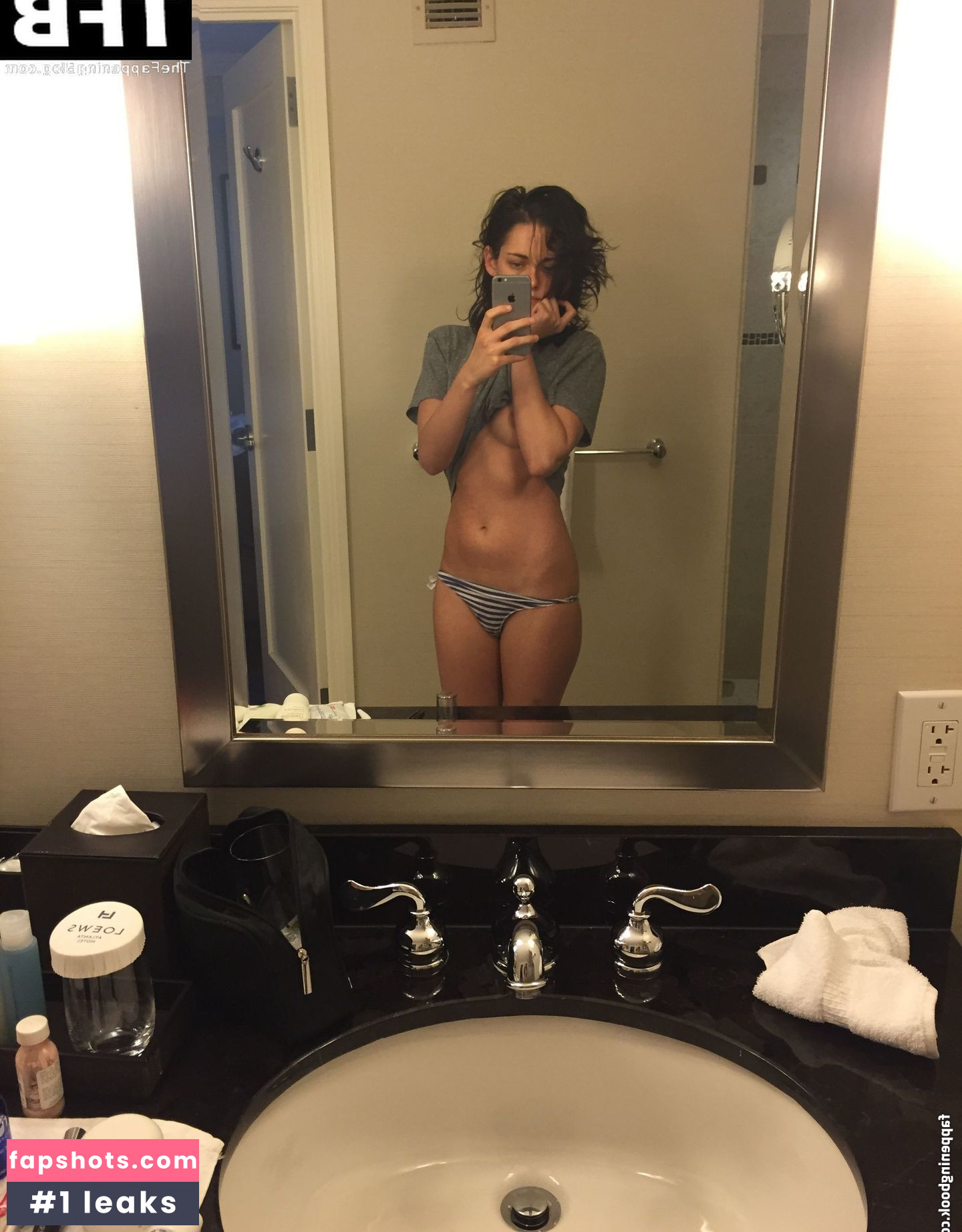 Kristen Stewart Nude Leaks OnlyFans Photos #791 - LeakJerk