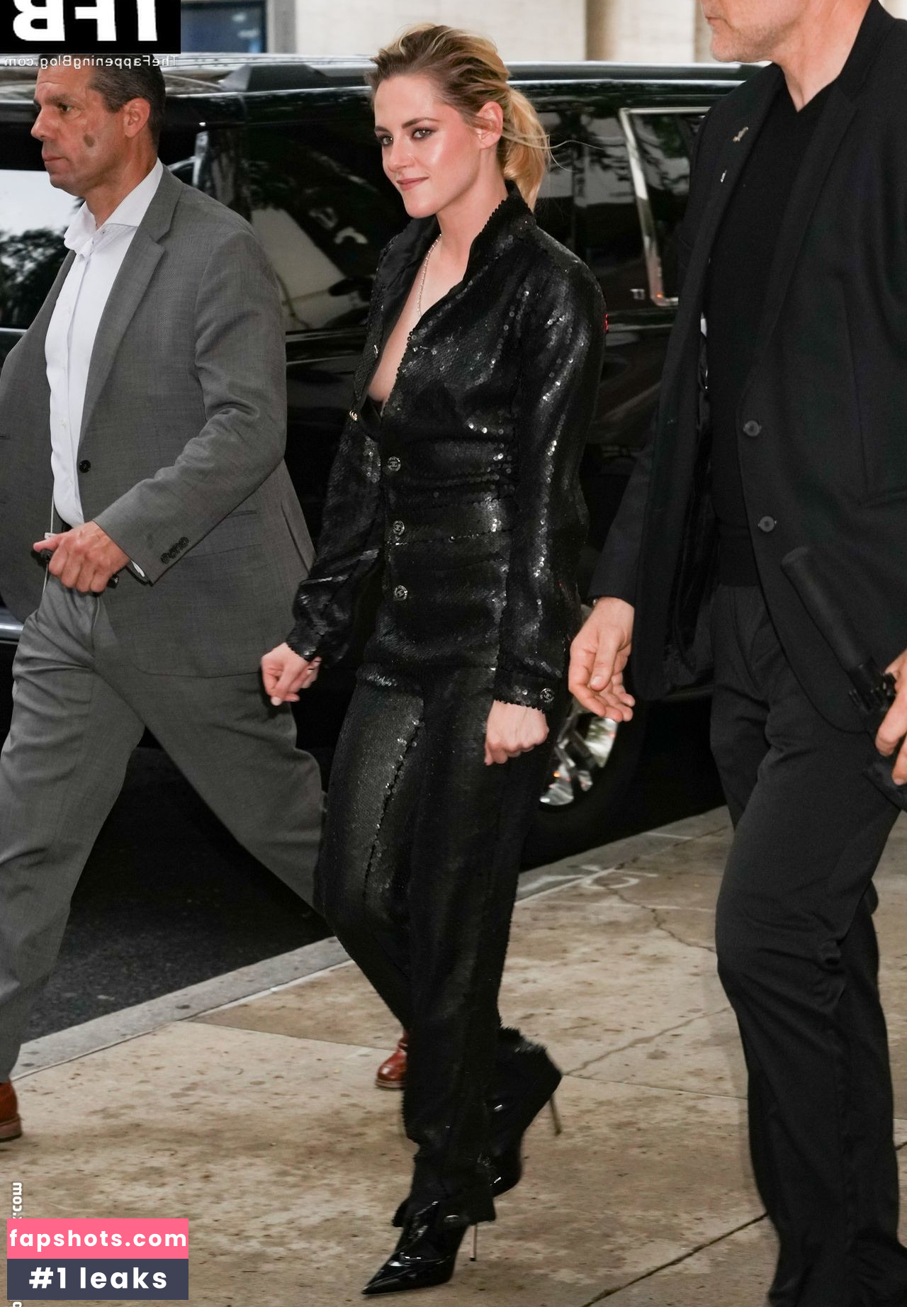 Kristen Stewart Nude Leaks OnlyFans Photos #800 - LeakJerk