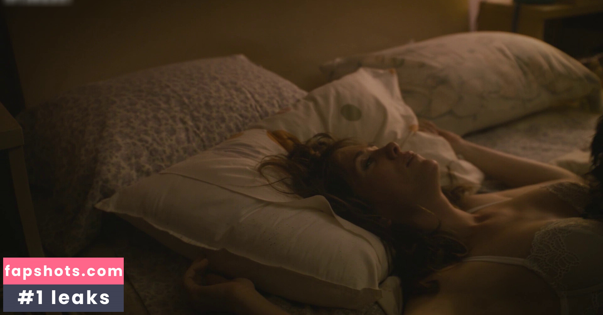 Kristen Wiig gallery photo #26