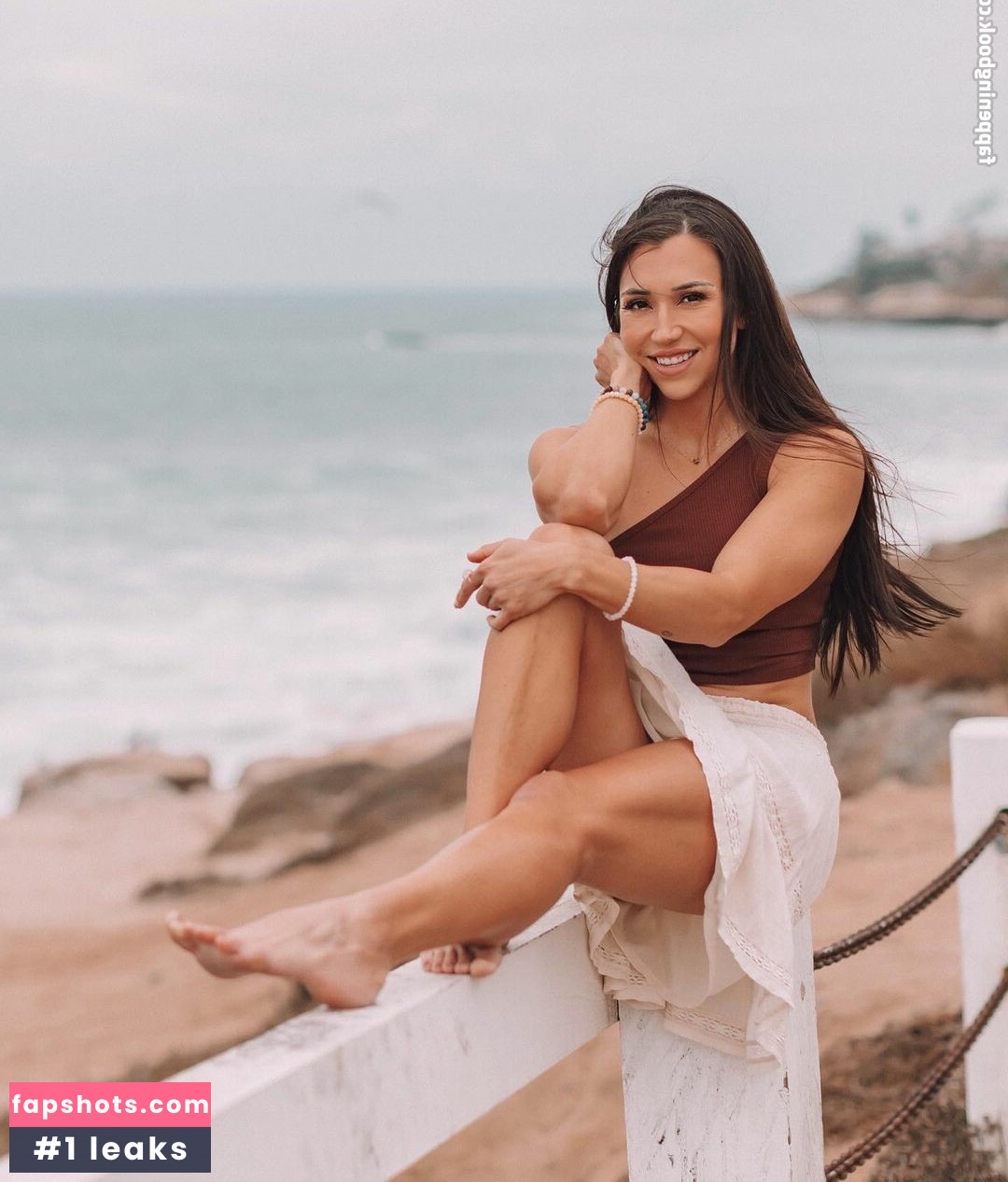 Kristie Barker gallery photo #16