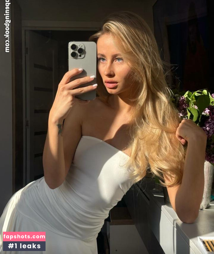 kristiina_fi Nahé úniky fotek pouze od fanoušků #5 - Fapshots