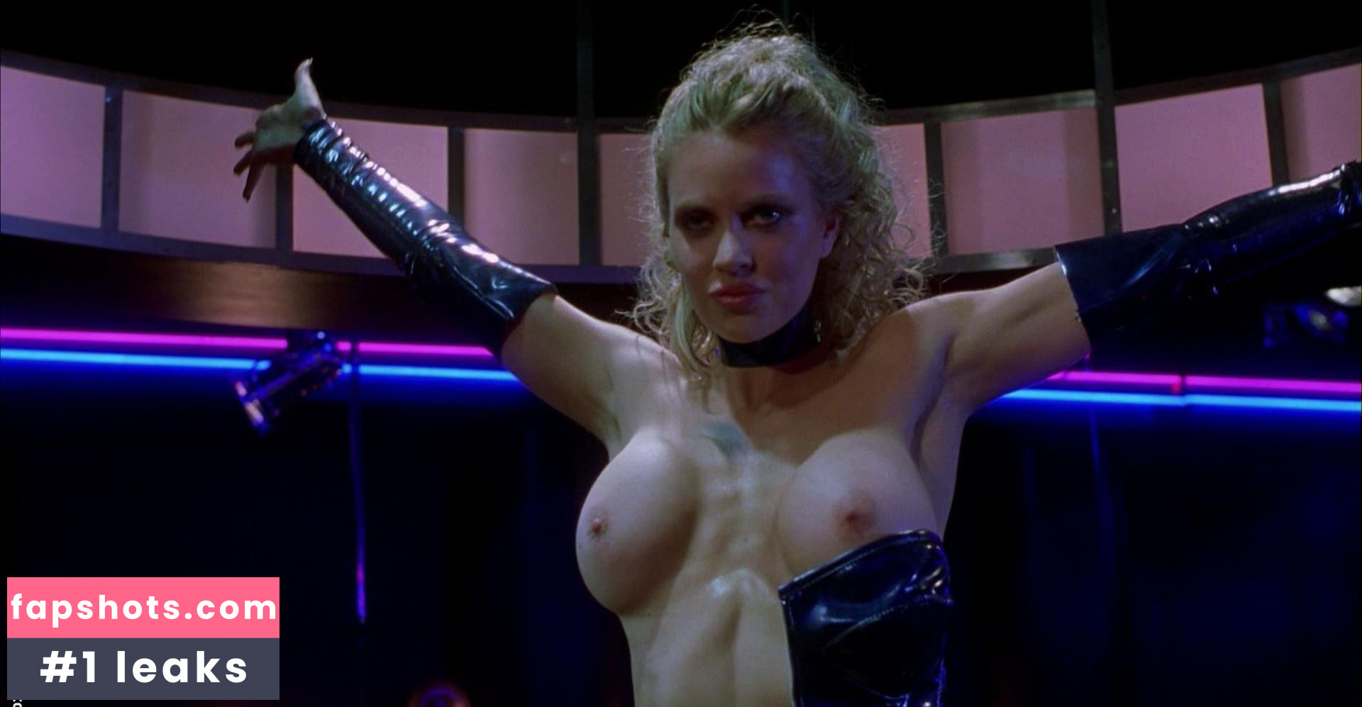 Kristin Bauer van Straten gallery photo #17