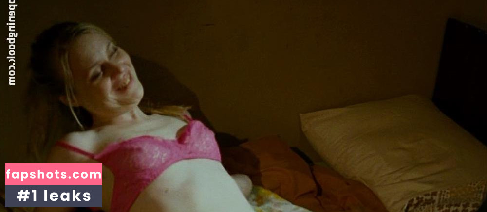 Kristin Booth gallery photo #9