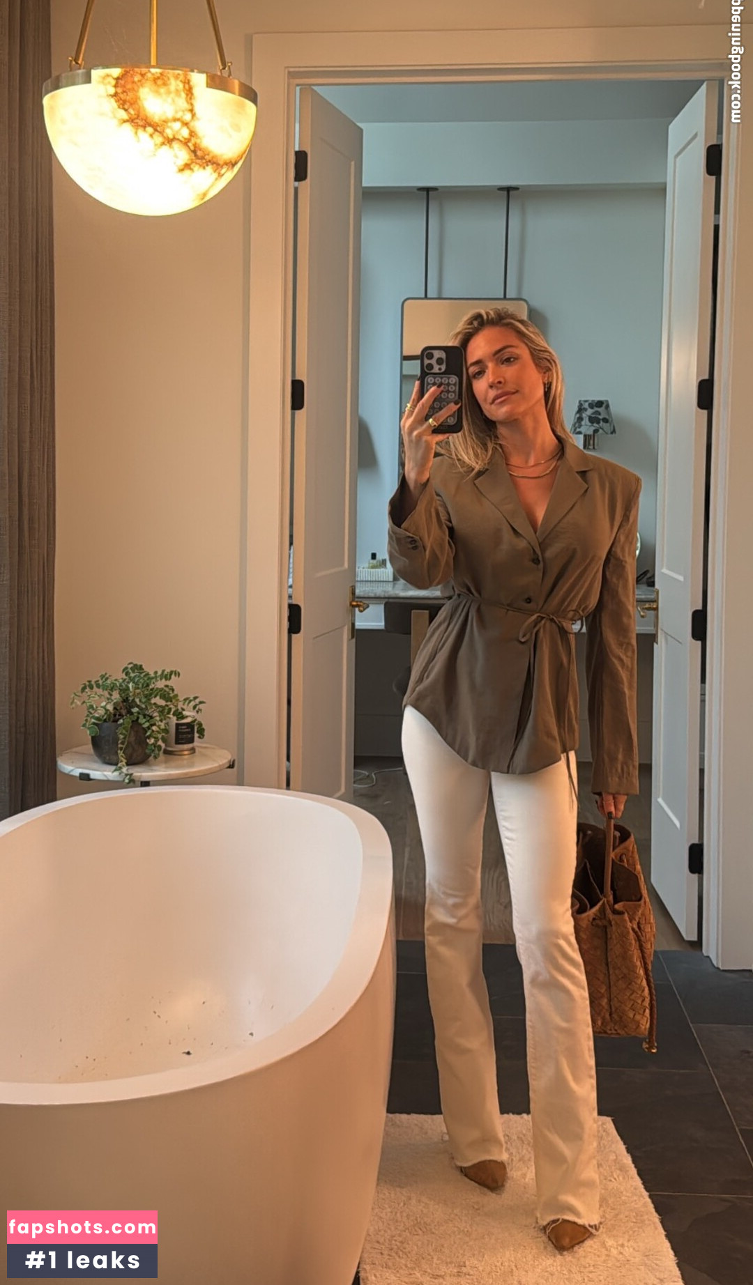 Kristin Cavallari gallery photo #2