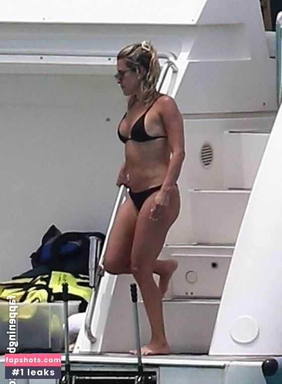 Kristin Cavallari gallery photo #145