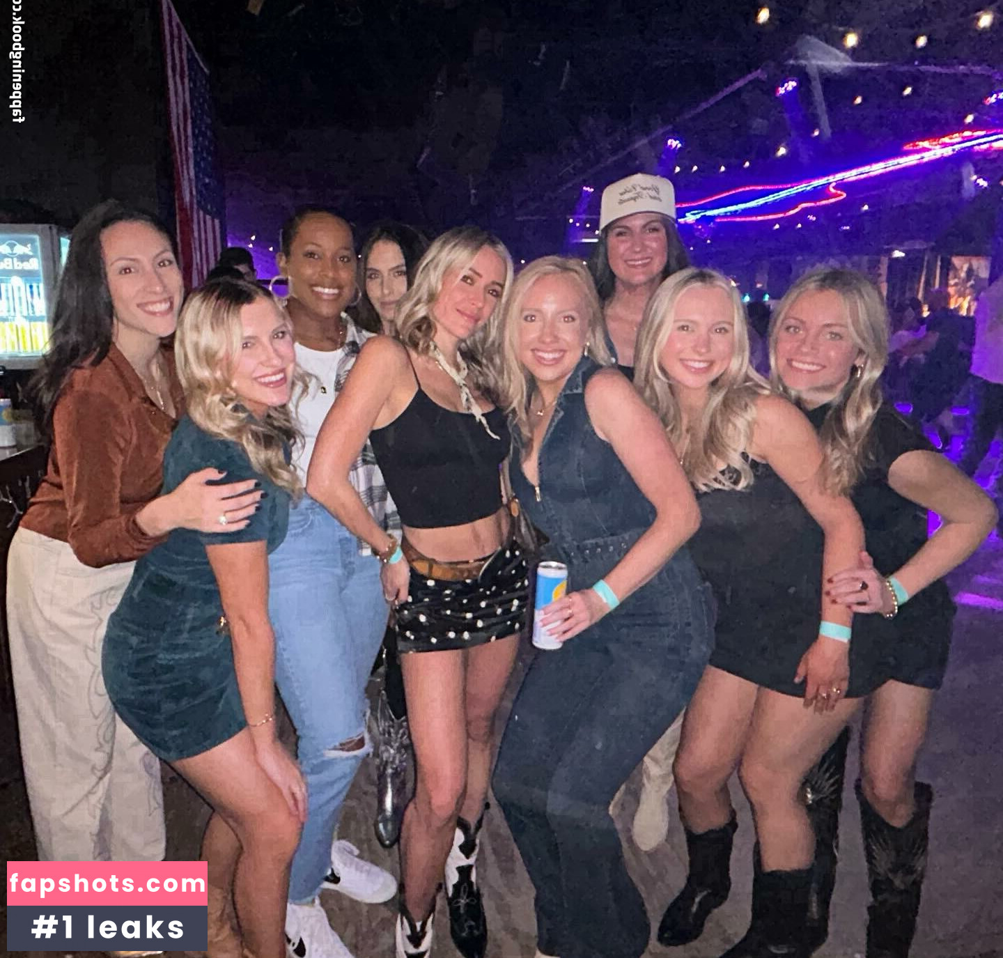 Kristin Cavallari gallery photo #177