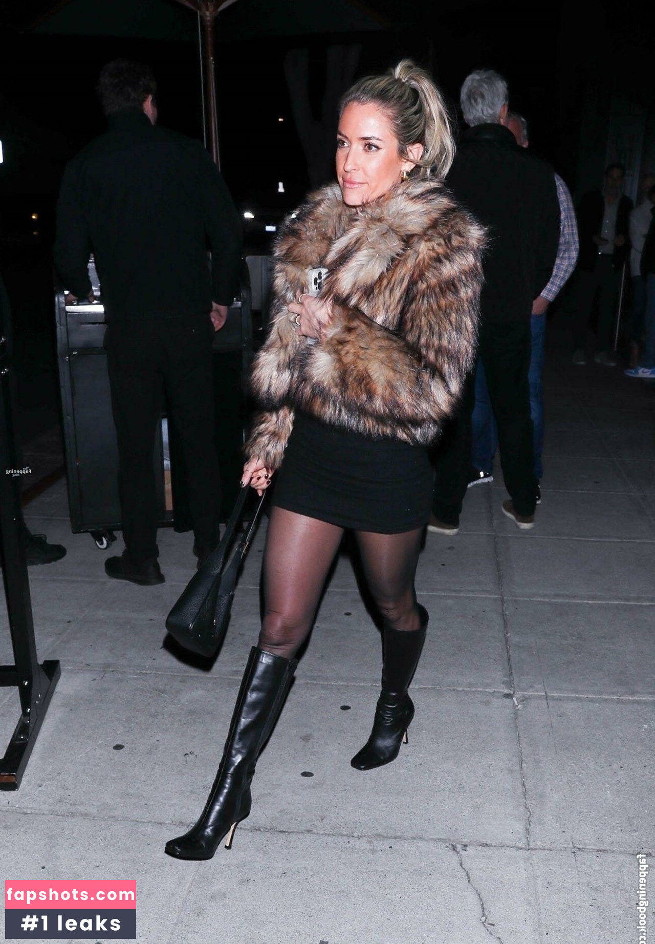 Kristin Cavallari gallery photo #74