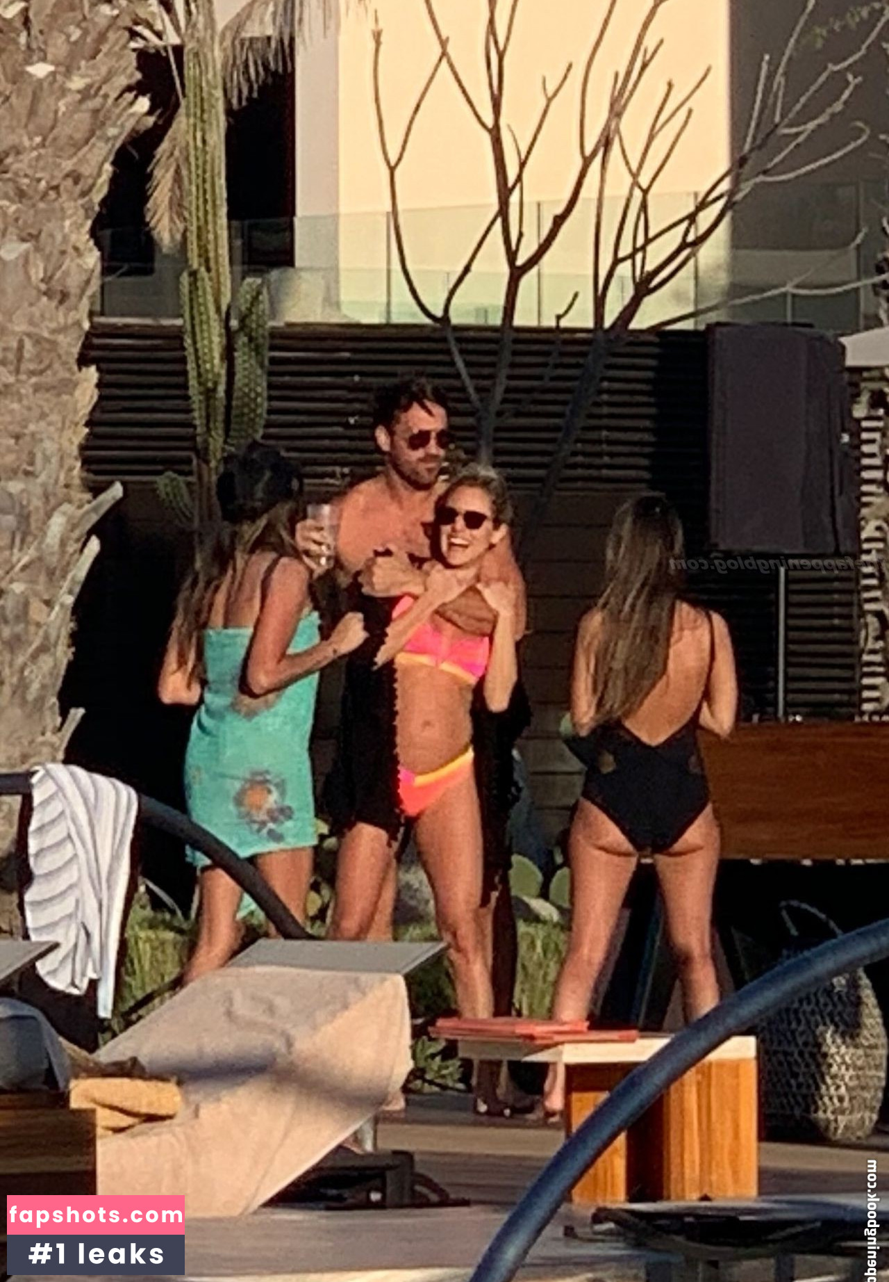 Kristin Cavallari gallery photo #896