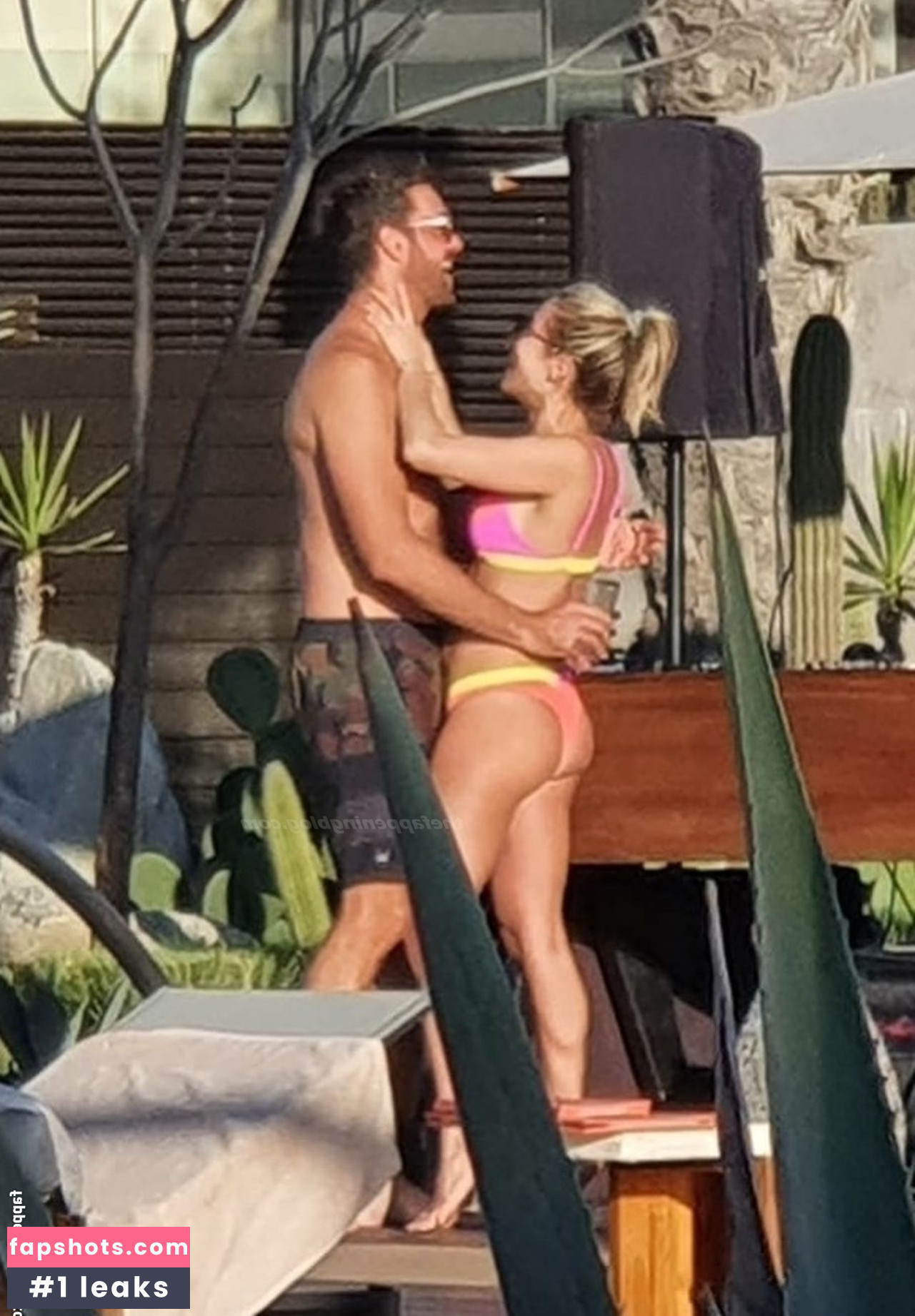 Kristin Cavallari gallery photo #926