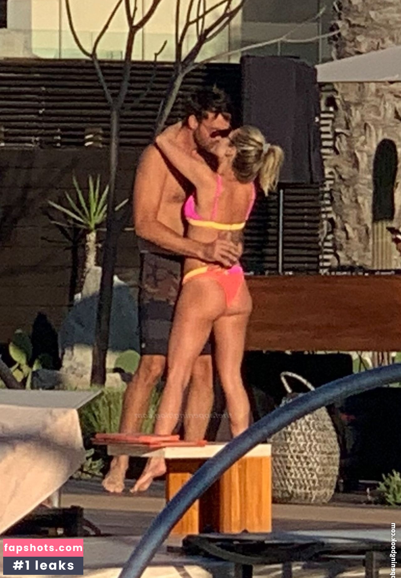 Kristin Cavallari gallery photo #935