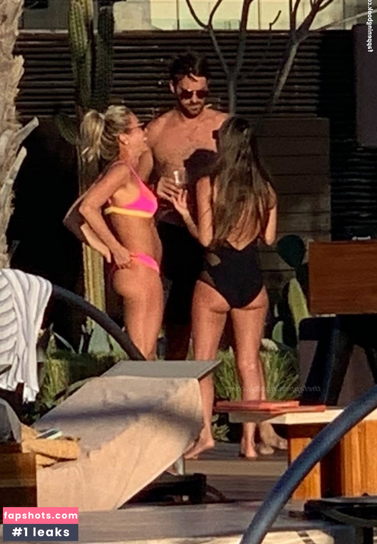 Kristin Cavallari gallery photo #956