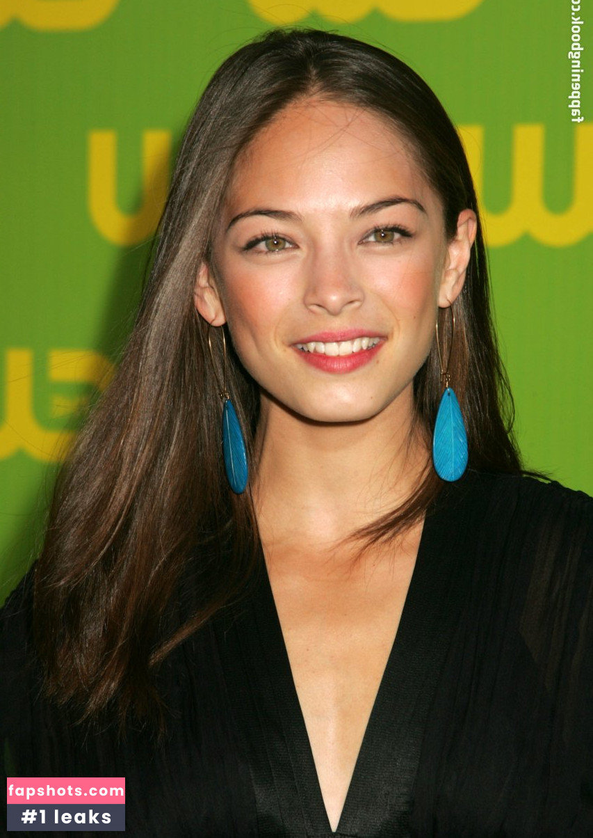 Kristin Kreuk gallery photo #108