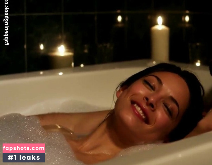 Kristin Kreuk gallery photo #23