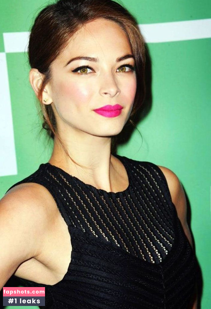 Kristin Kreuk gallery photo #62