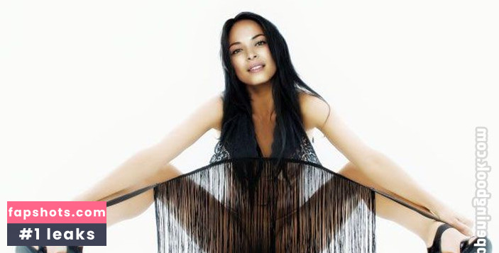 Kristin Kreuk gallery photo #80