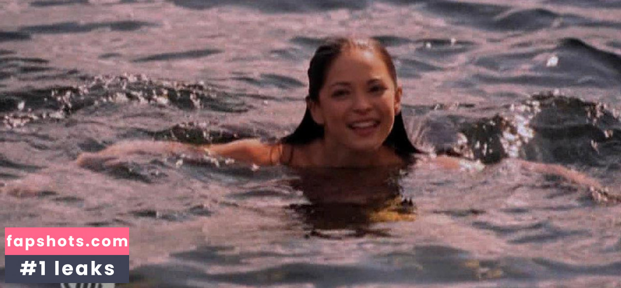 Kristin Kreuk gallery photo #92