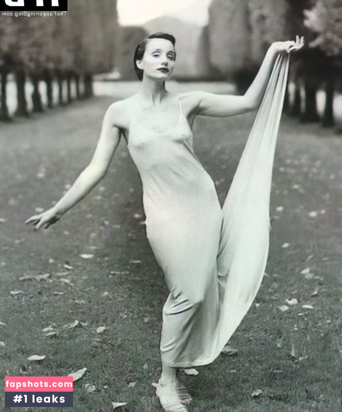 Kristin Scott Thomas gallery photo #5