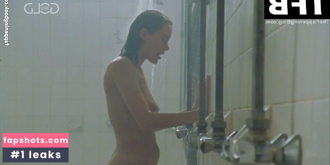 Kristina Bangert gallery photo #4