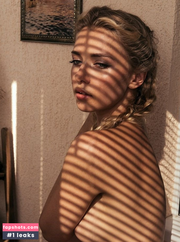 Kristina Boyko gallery photo #24