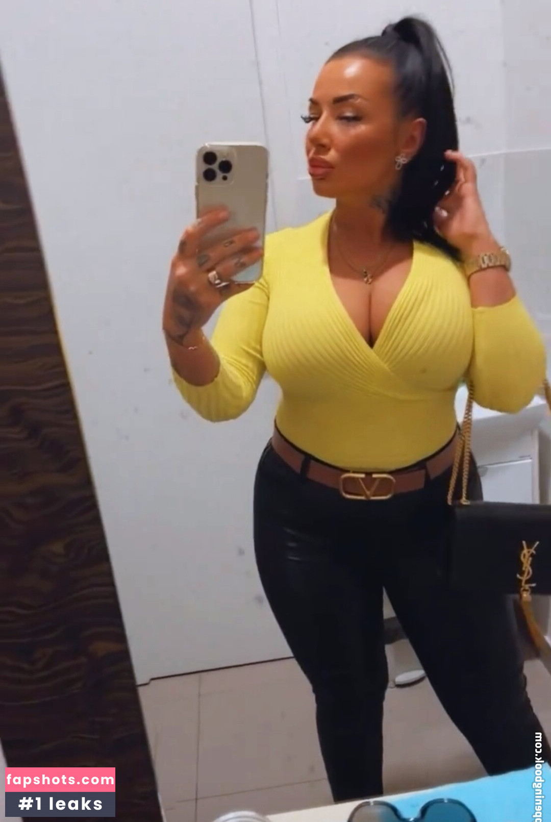 Kristina Karieva gallery photo #120