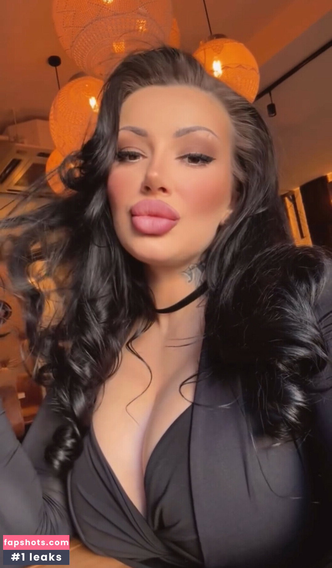 Kristina Karieva gallery photo #17