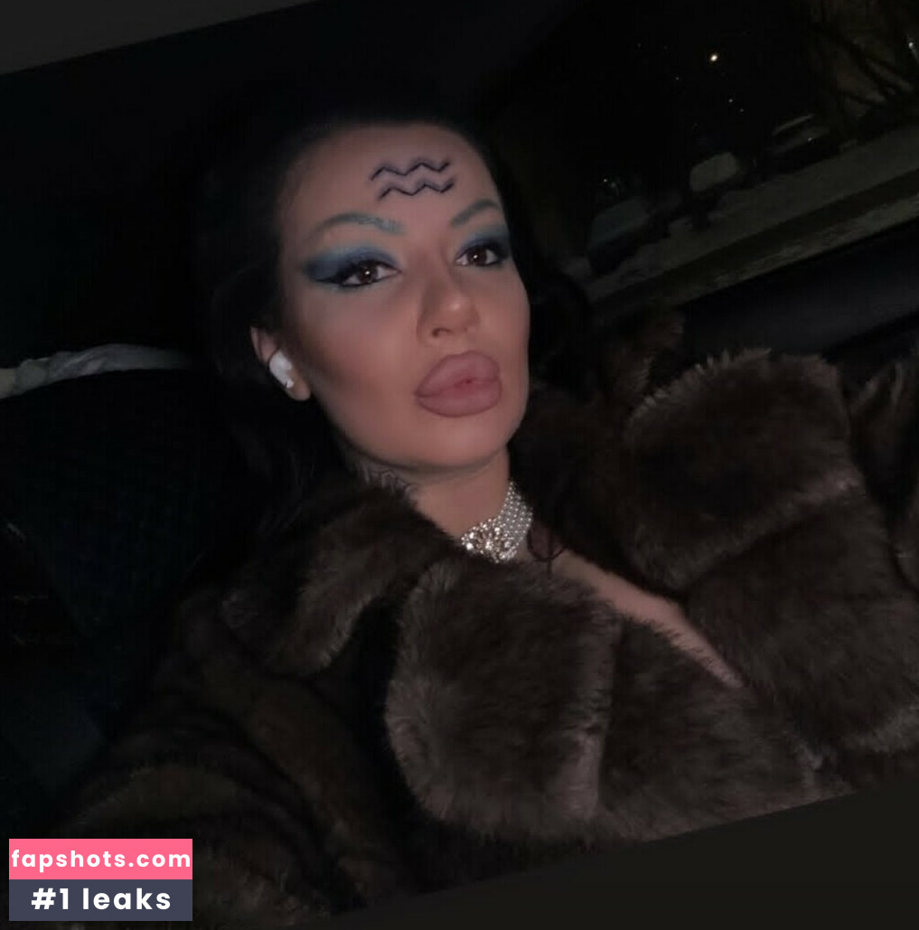 Kristina Karieva gallery photo #24