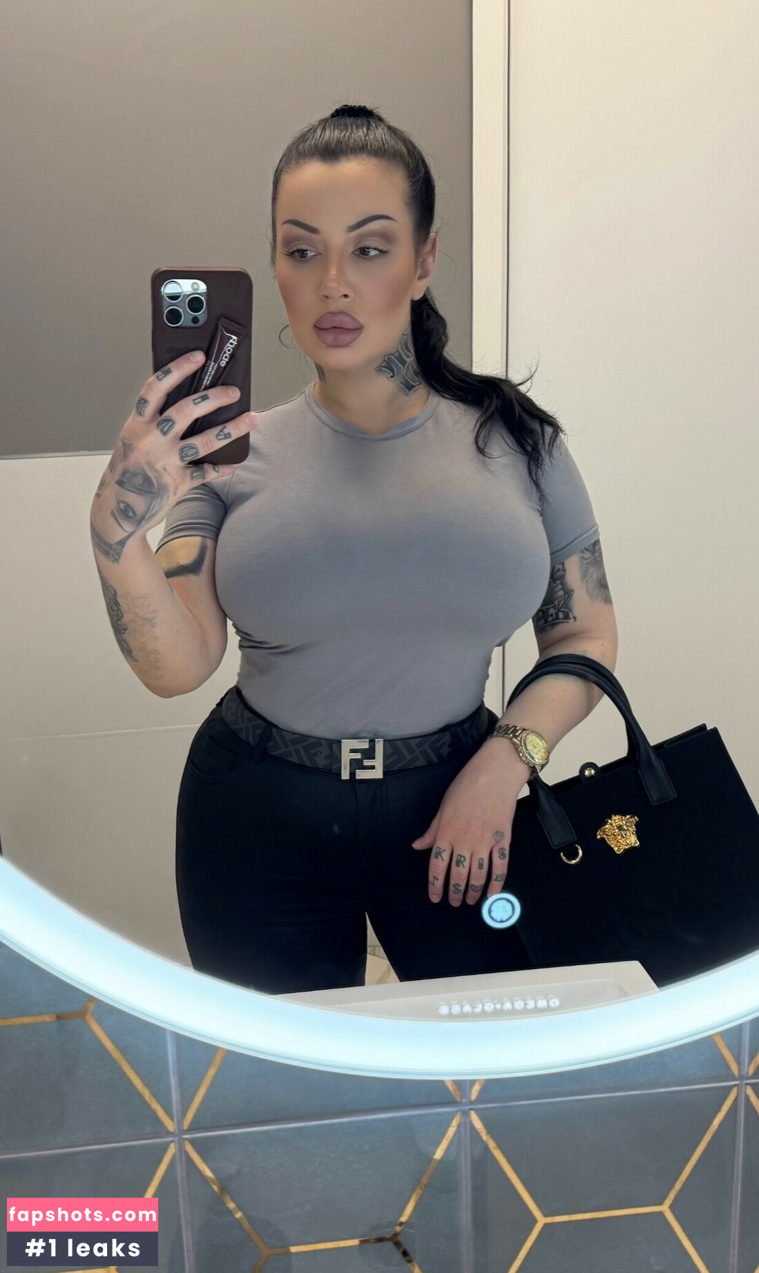 Kristina Karieva gallery photo #26