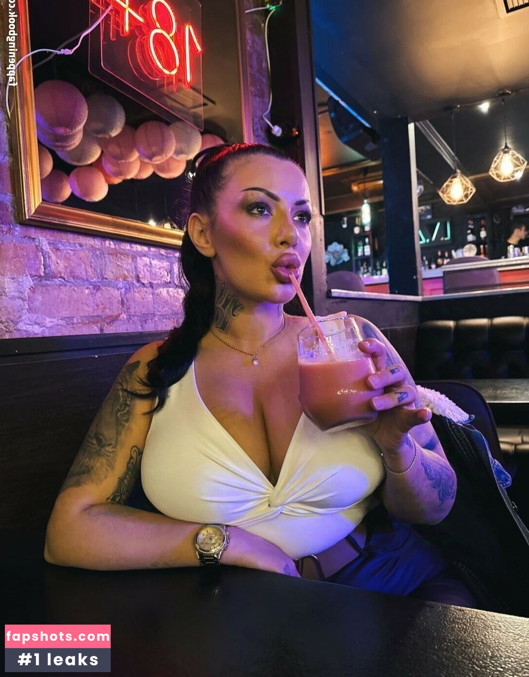 Kristina Karieva gallery photo #40