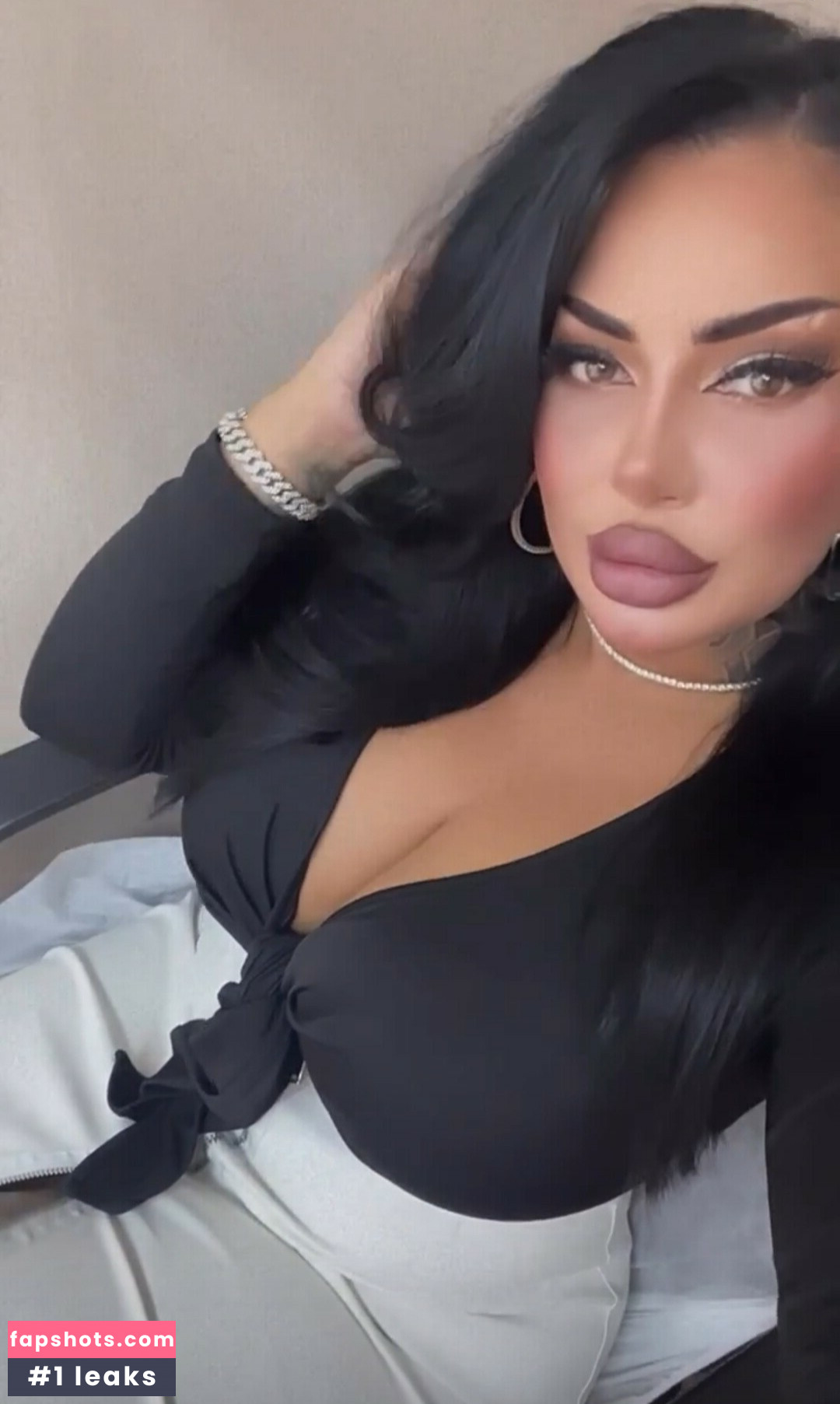 Kristina Karieva gallery photo #75