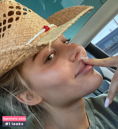 Kristina Levina gallery photo #263