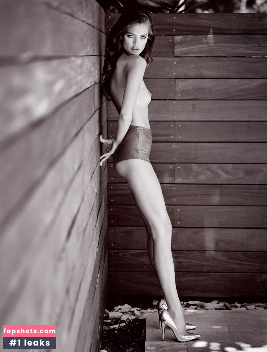 Kristina Peric gallery photo #6