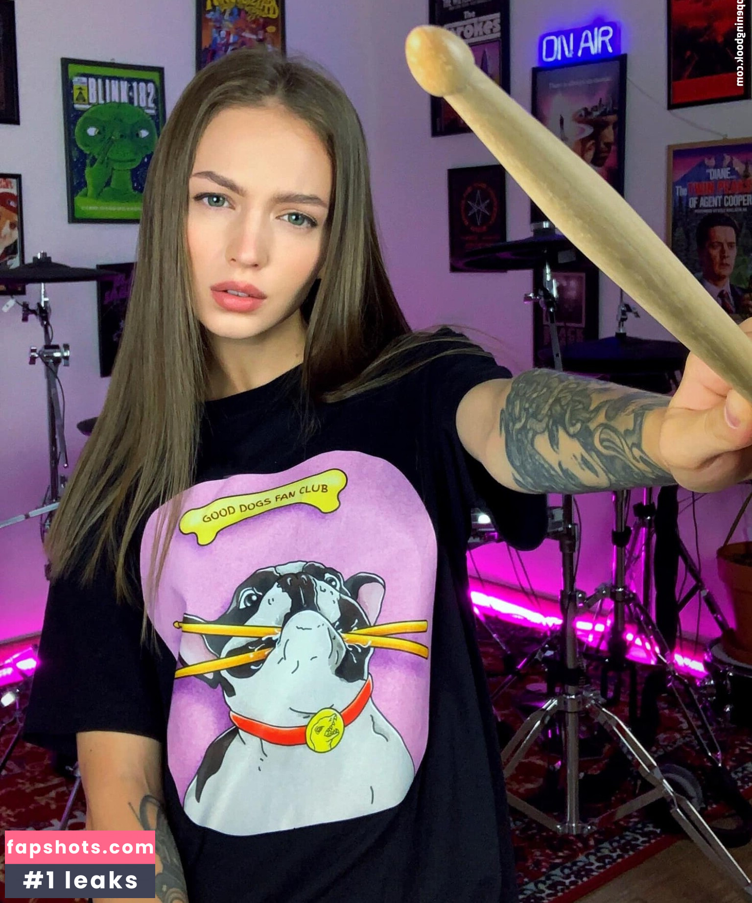 Kristina Rybalchenko gallery photo #20